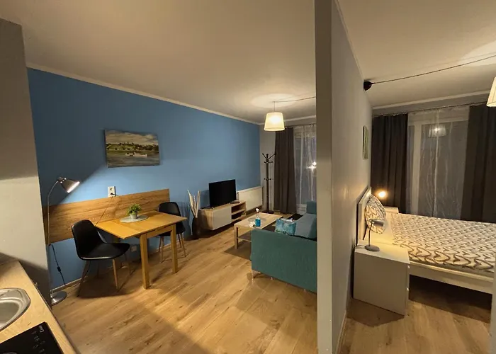 Lejlighed Holdek Francuska *